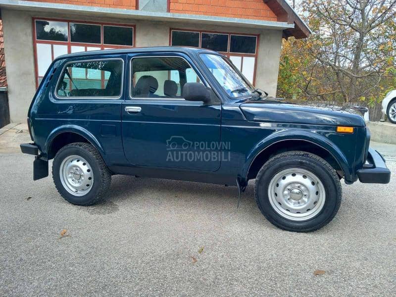 Lada Niva 1.7 i