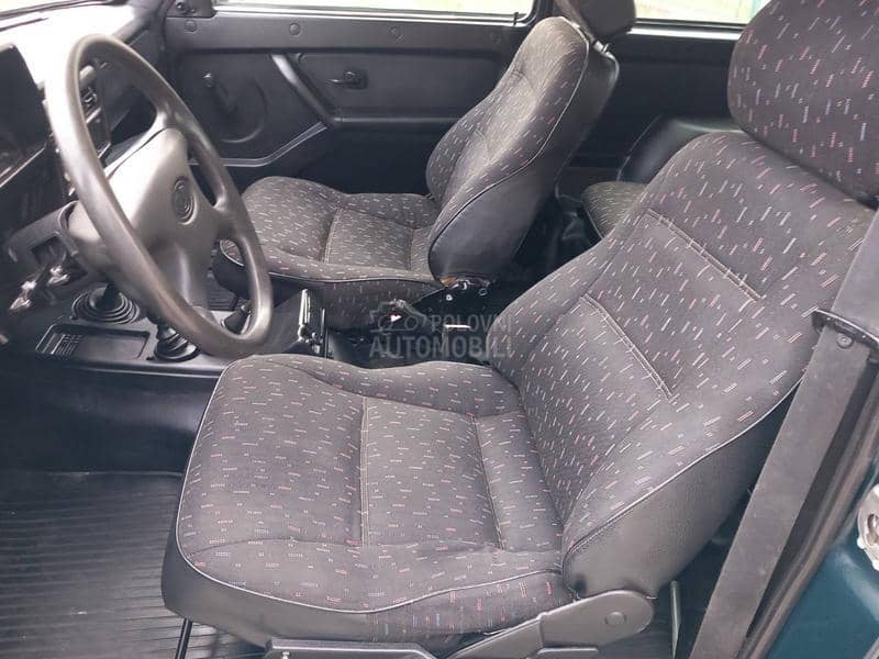 Lada Niva 1.7 i