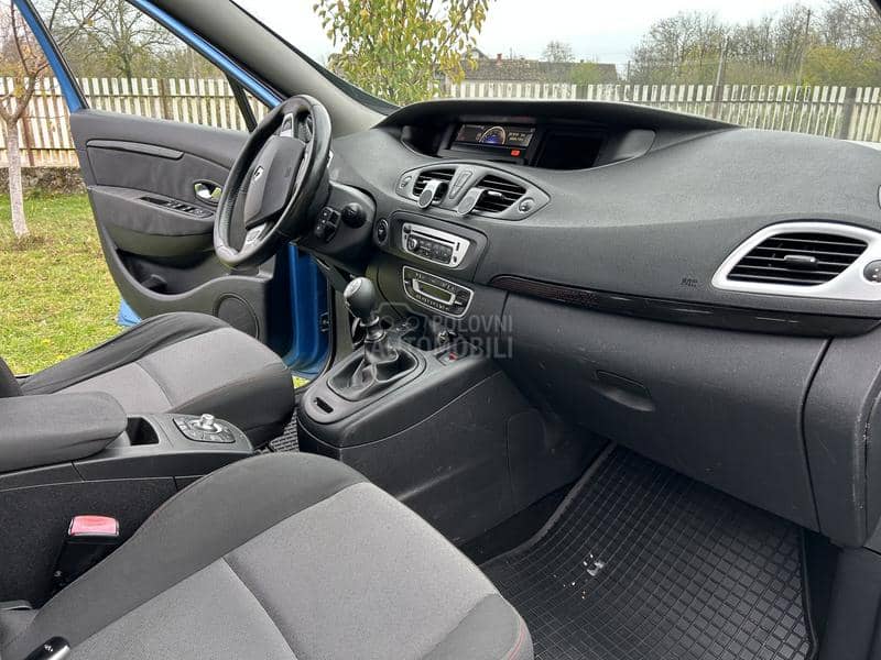 Renault Scenic 1.5 dci