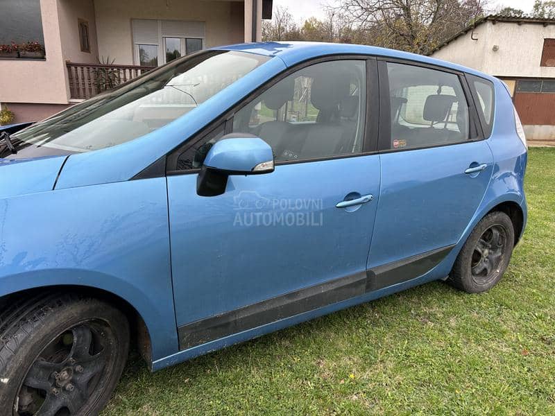 Renault Scenic 1.5 dci