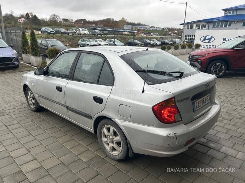 Hyundai Accent 1.3 B.