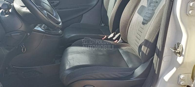 Lancia Ypsilon 1,3 mjt