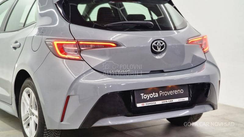 Toyota Corolla 1.2 LUNA