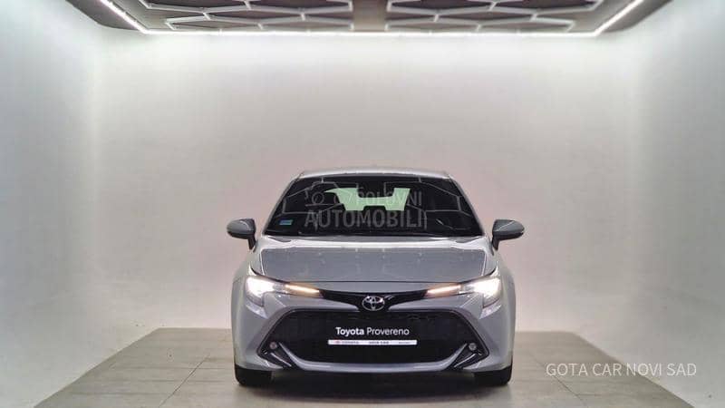 Toyota Corolla 1.2 LUNA