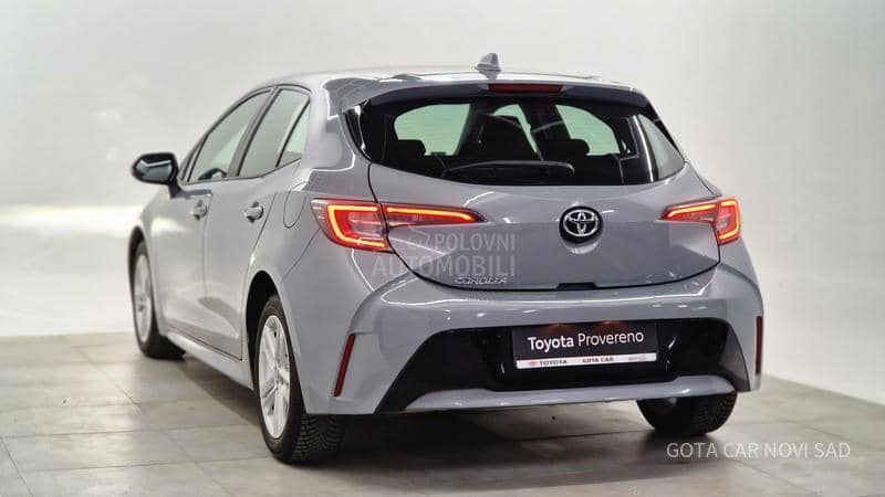 Toyota Corolla 1.2 LUNA