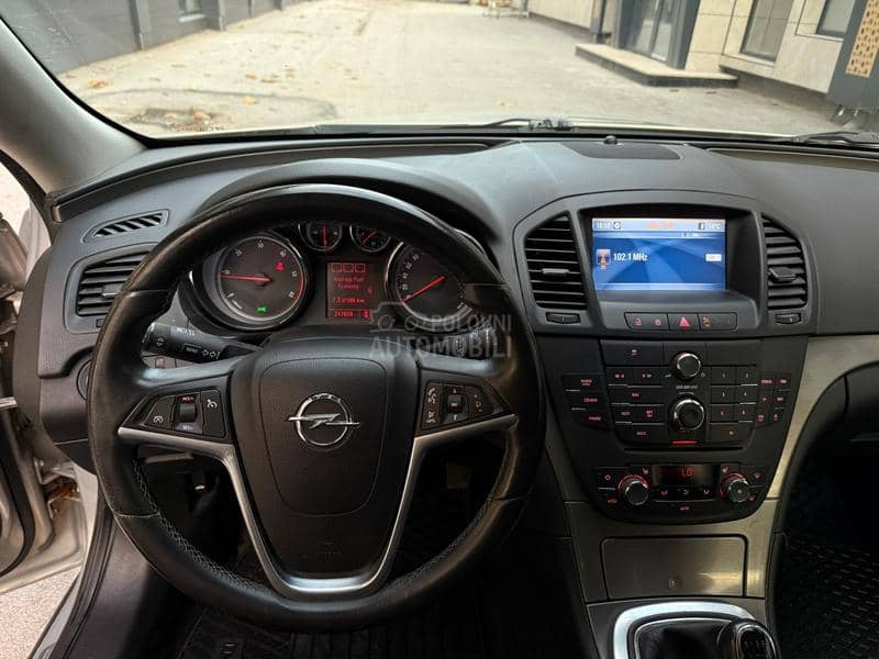Opel Insignia 