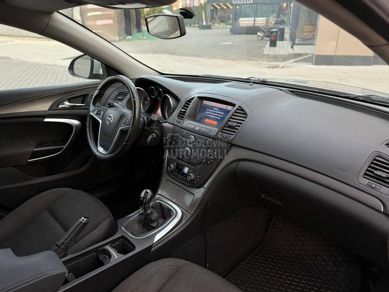 Opel Insignia 