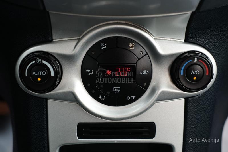 Ford Fiesta 1.4i TNG TITANIUM