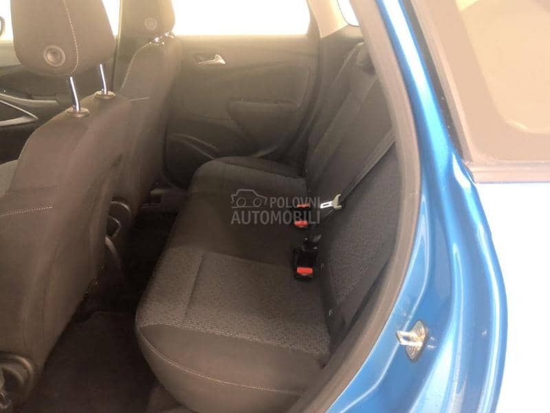 Opel Crossland X  