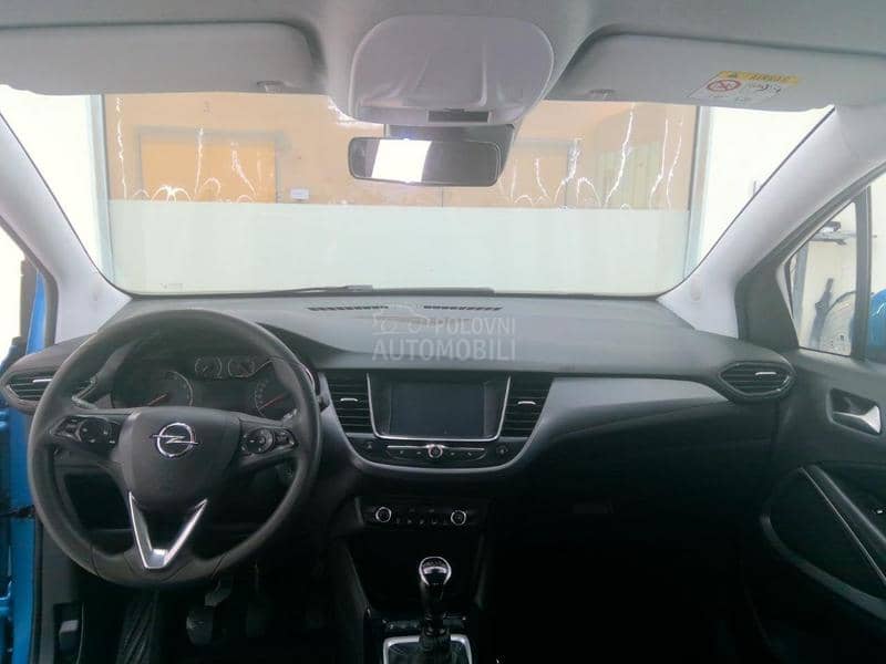 Opel Crossland X  