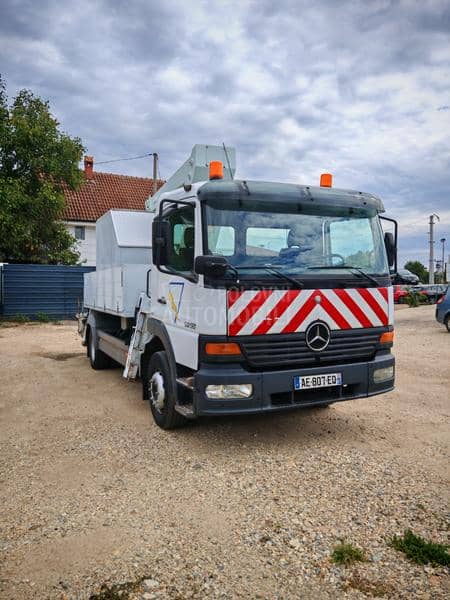 Mercedes Benz ATEGO 1215