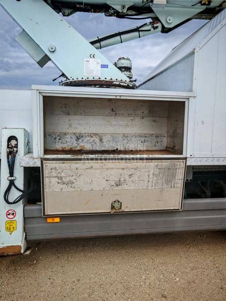 Mercedes Benz ATEGO 1215