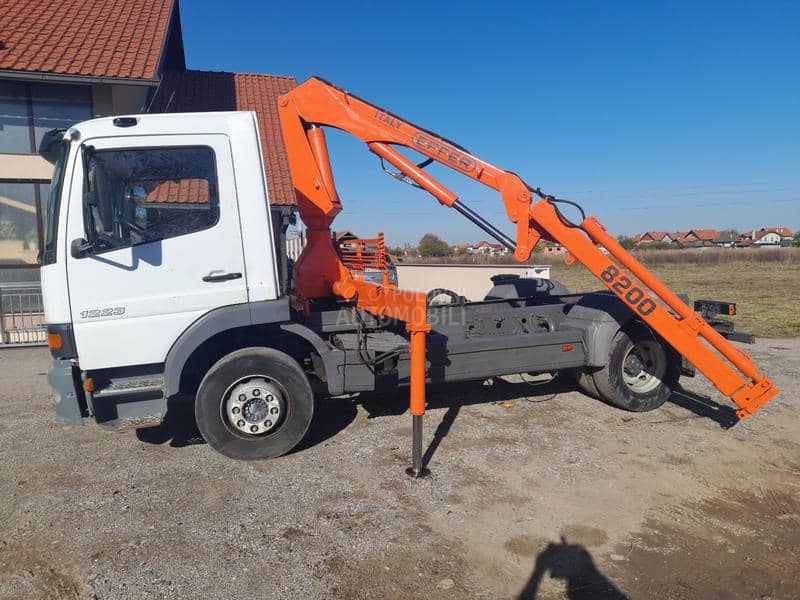 Mercedes Benz 1223 ATEST  kiper kran