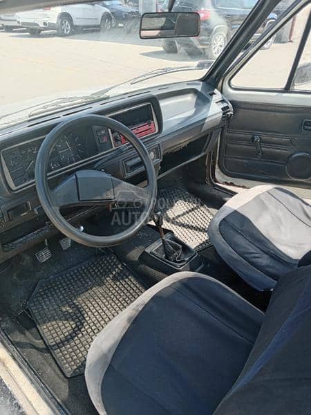 Volkswagen Golf 1 wwwwxxxxy12345