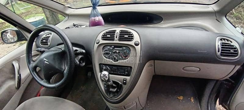 Citroen Xsara Picasso 1.8i 16v