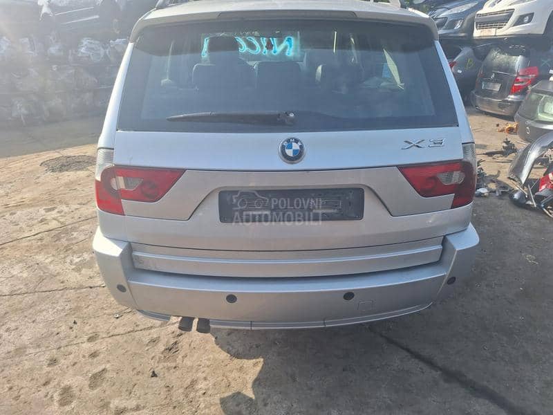 Kompletan auto u delovima X3