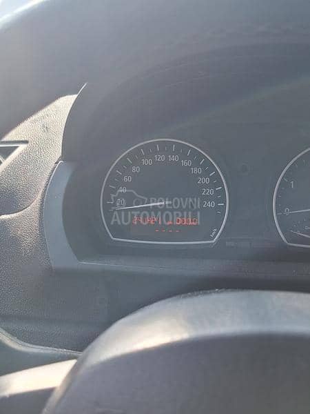 Kompletan auto u delovima X3