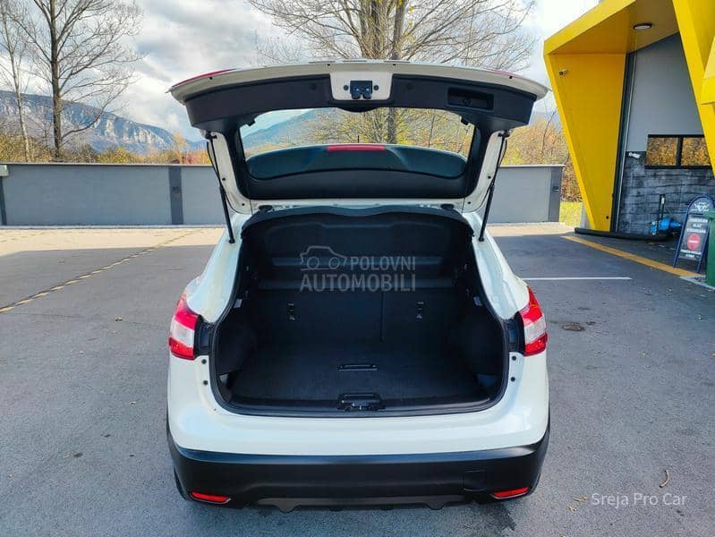 Nissan Qashqai 1.5 DCI LED D1ODA