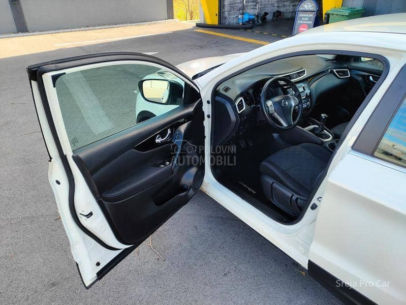 Nissan Qashqai 1.5 DCI LED D1ODA