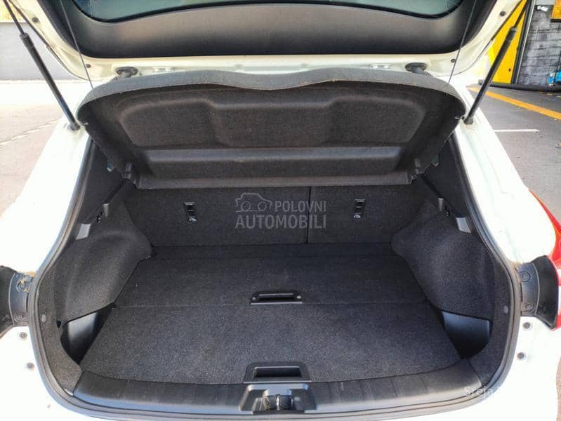 Nissan Qashqai 1.5 DCI LED D1ODA