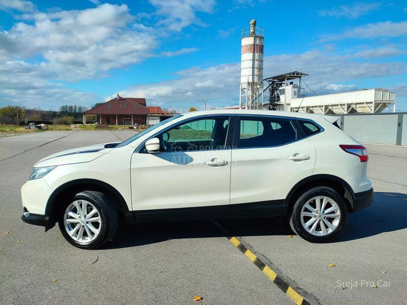 Nissan Qashqai 1.5 DCI LED D1ODA