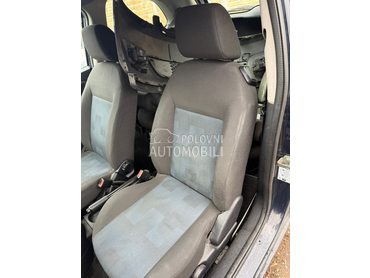 sedista 3 vrata za Ford Fiesta od 2002. do 2008. god.