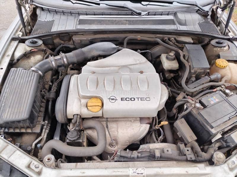 Opel Vectra B 1.8-16v