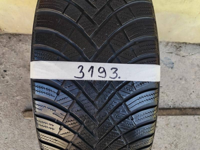 Hankook 225/45 R17 Zimska