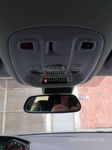 Peugeot 308 1.6 BLUEHDI NOOV