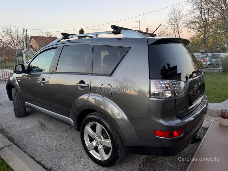 Mitsubishi Outlander 2.0DID 4WD CH
