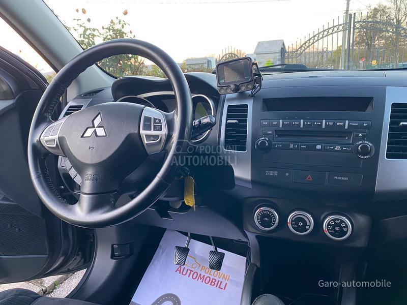 Mitsubishi Outlander 2.0DID 4WD CH