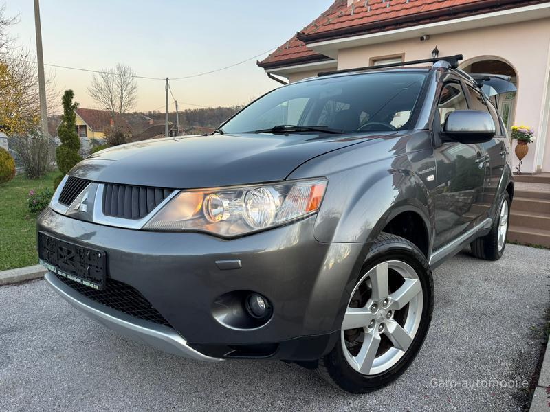 Mitsubishi Outlander 2.0DID 4WD CH