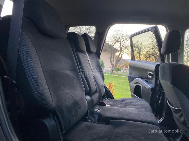 Mitsubishi Outlander 2.0DID 4WD CH