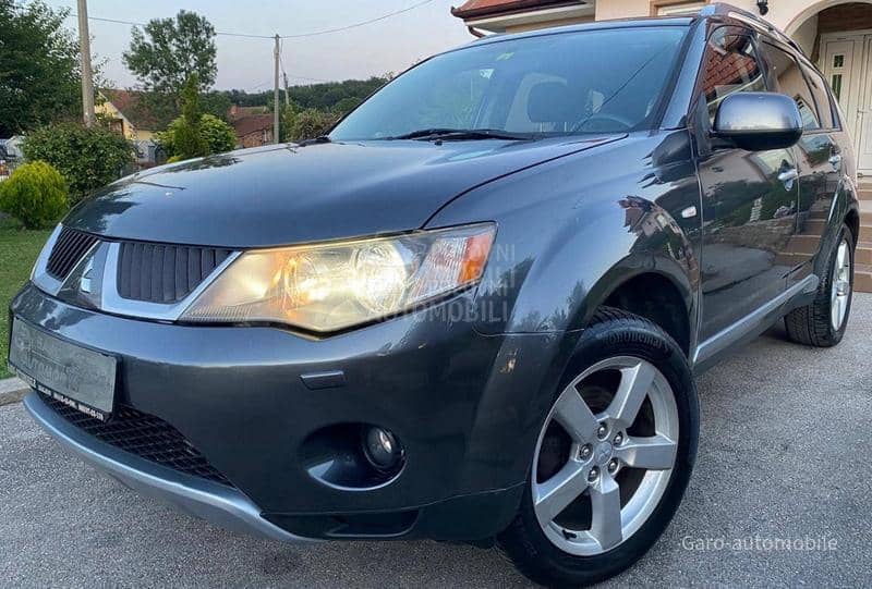 Mitsubishi Outlander 2.0DID 4WD CH