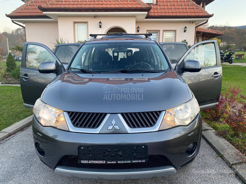 Mitsubishi Outlander 2.0DID 4WD CH