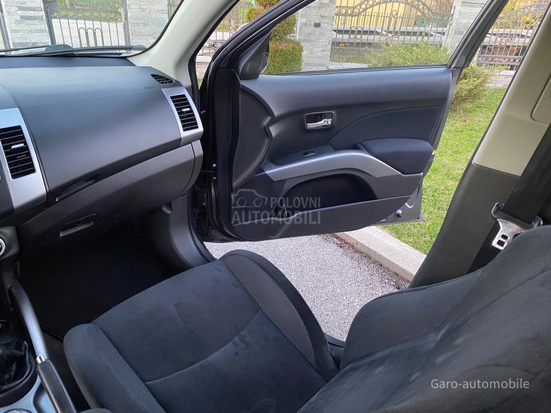 Mitsubishi Outlander 2.0DID 4WD CH