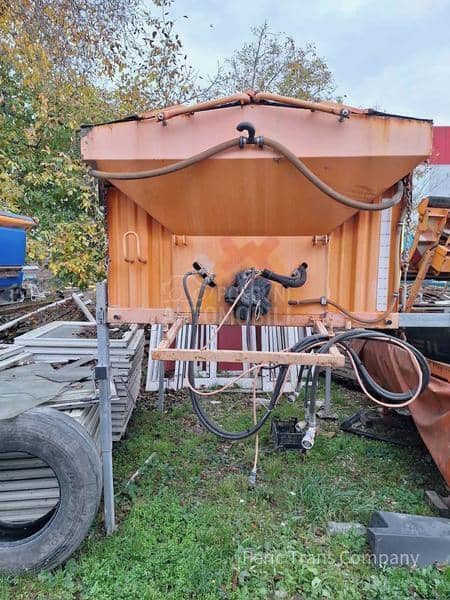 Raonik za sneg i posipač soli