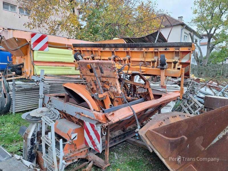 Raonik za sneg i posipač soli