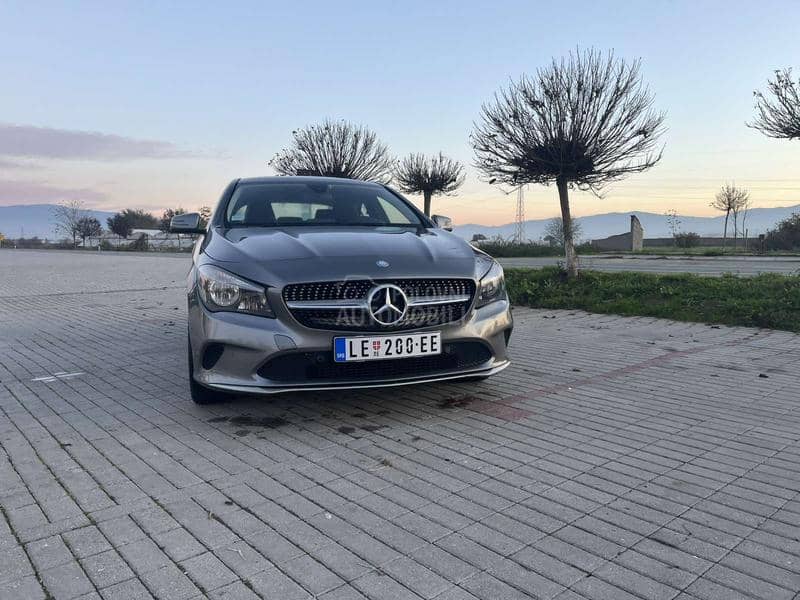 Mercedes Benz CLA 180 