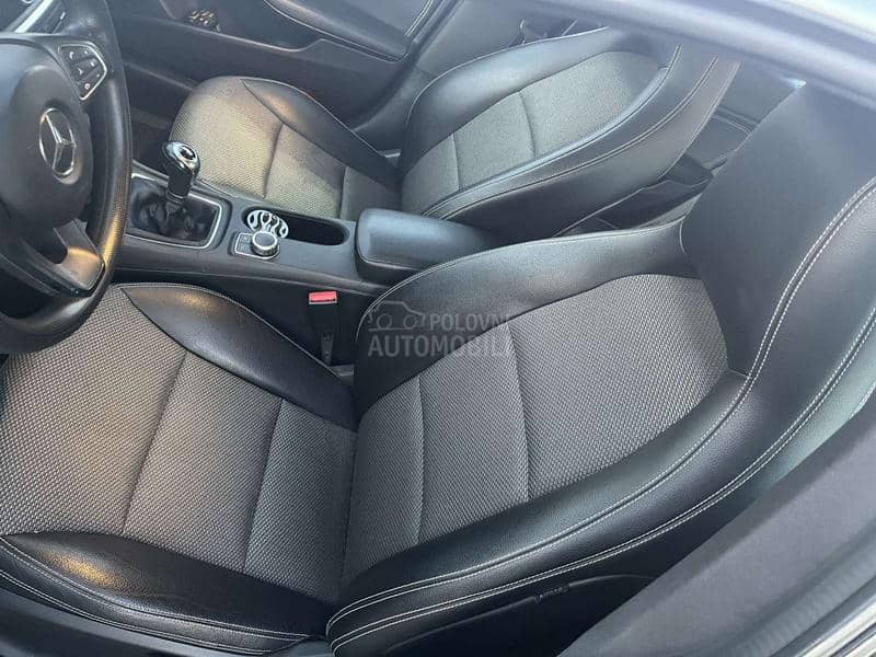 Mercedes Benz CLA 180 