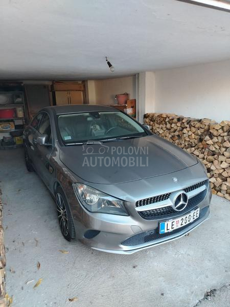 Mercedes Benz CLA 180 