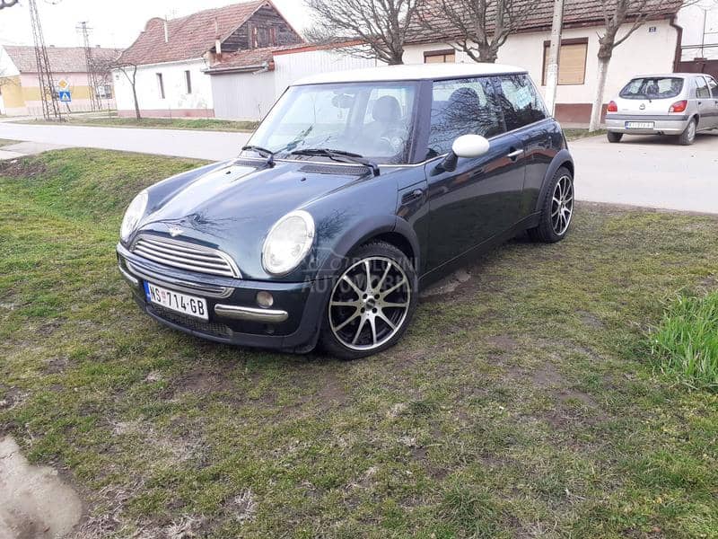 MINI Cooper 