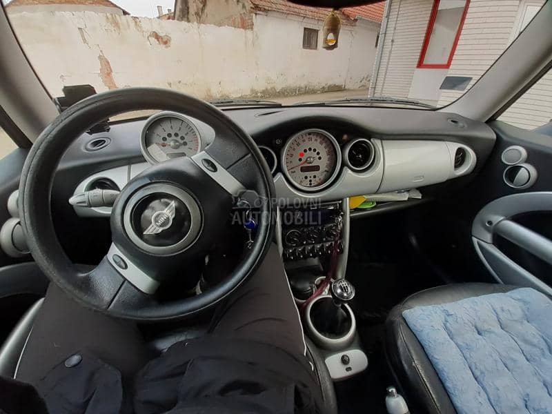 MINI Cooper 