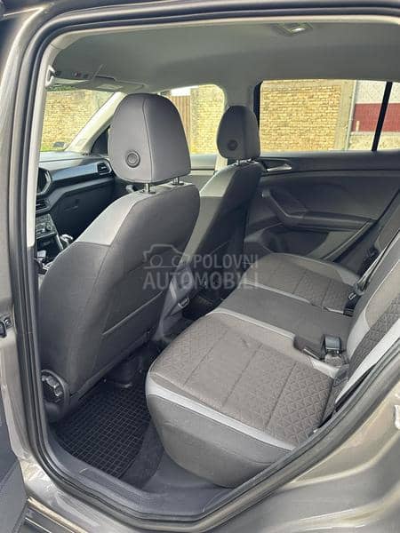 Volkswagen T-Cross VIRTUAL/AMBIENT/NAVY