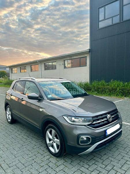 Volkswagen T-Cross VIRTUAL/AMBIENT/NAVY