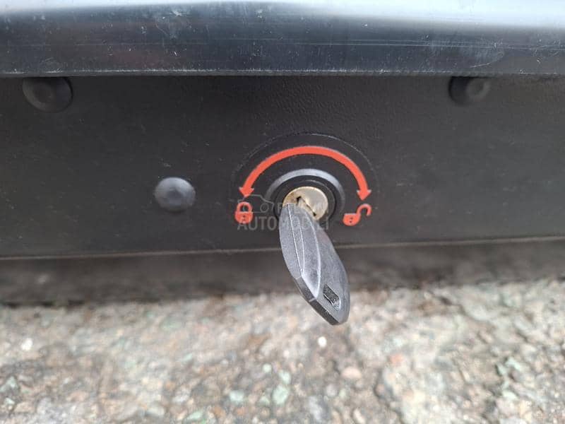 Krovni kofer original