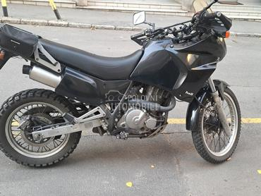 Suzuki DR650