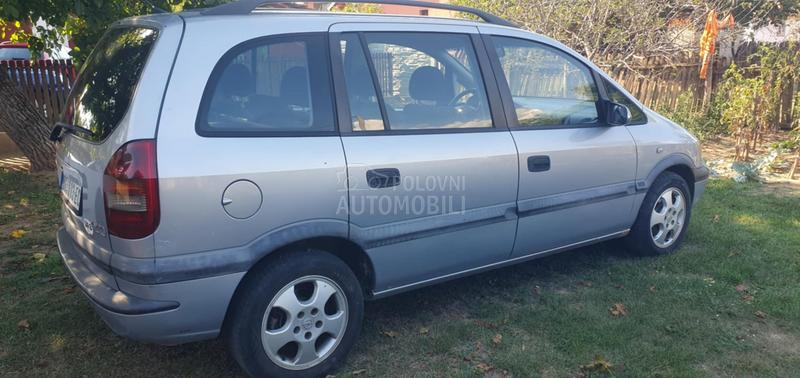 Opel Zafira 2.0Dti
