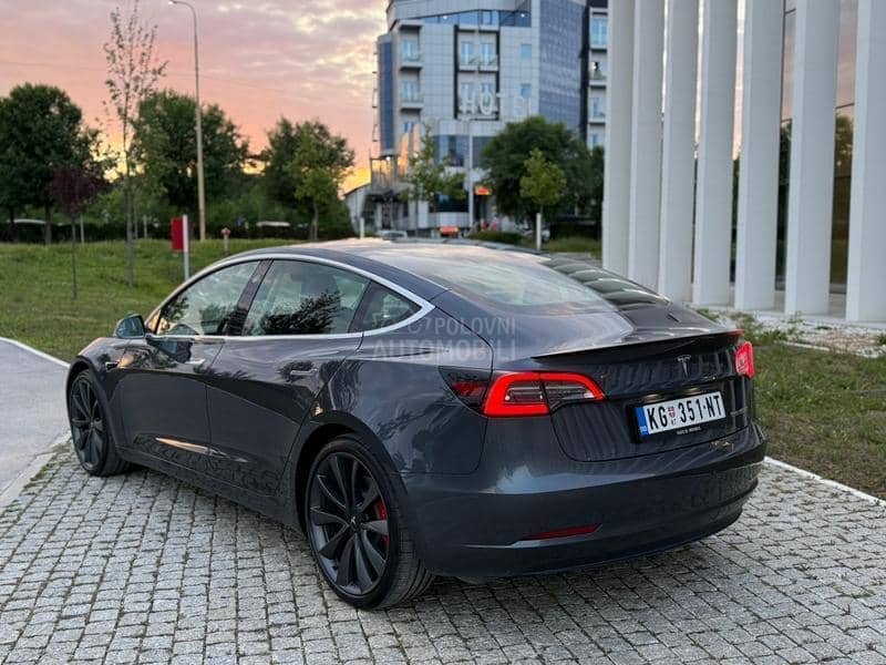 Tesla Model 3 Performance 513