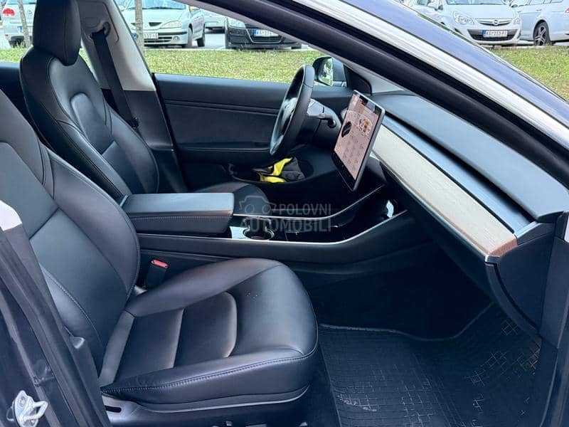 Tesla Model 3 Performance 513